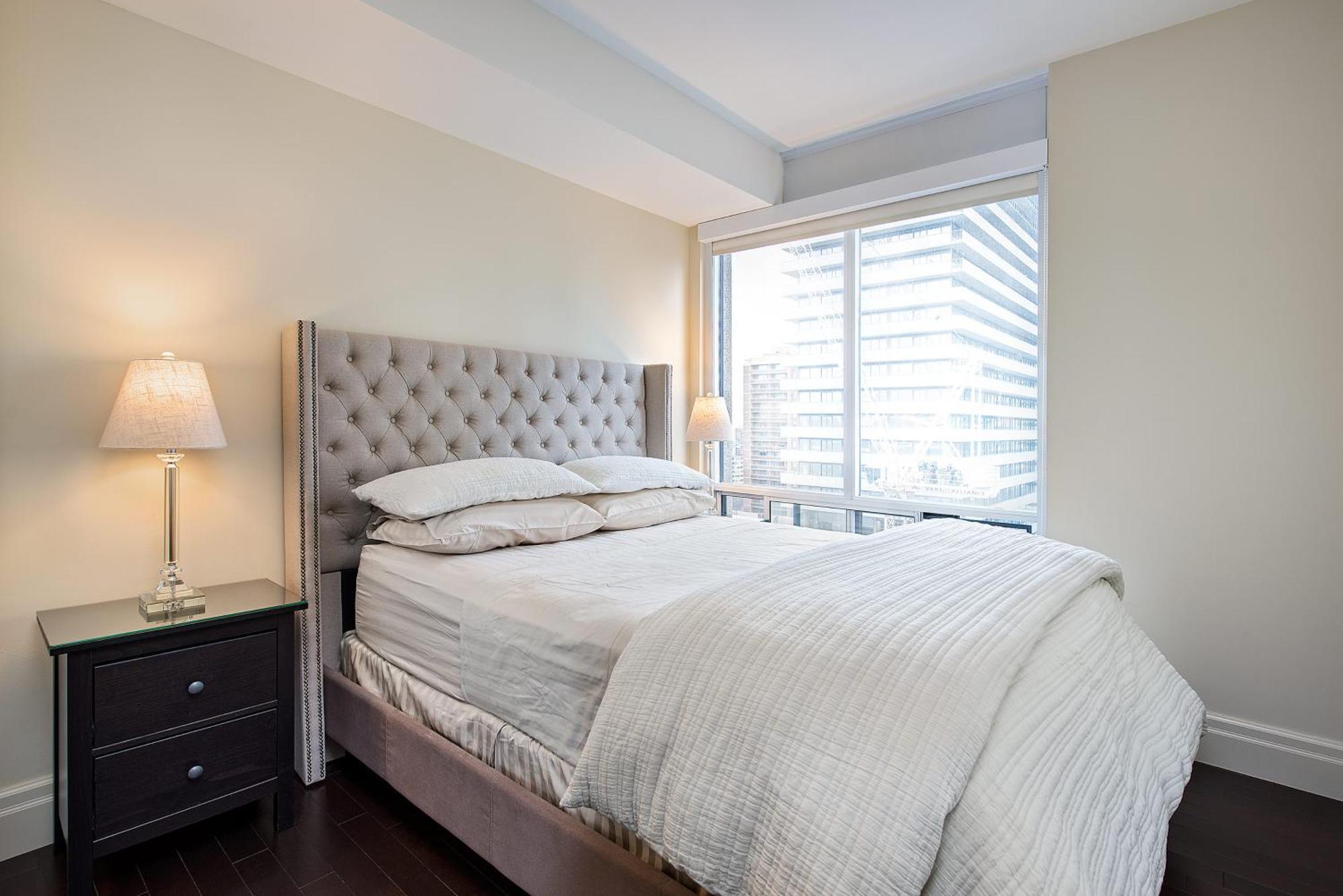 Sky Suites Yorkville Τορόντο Εξωτερικό φωτογραφία