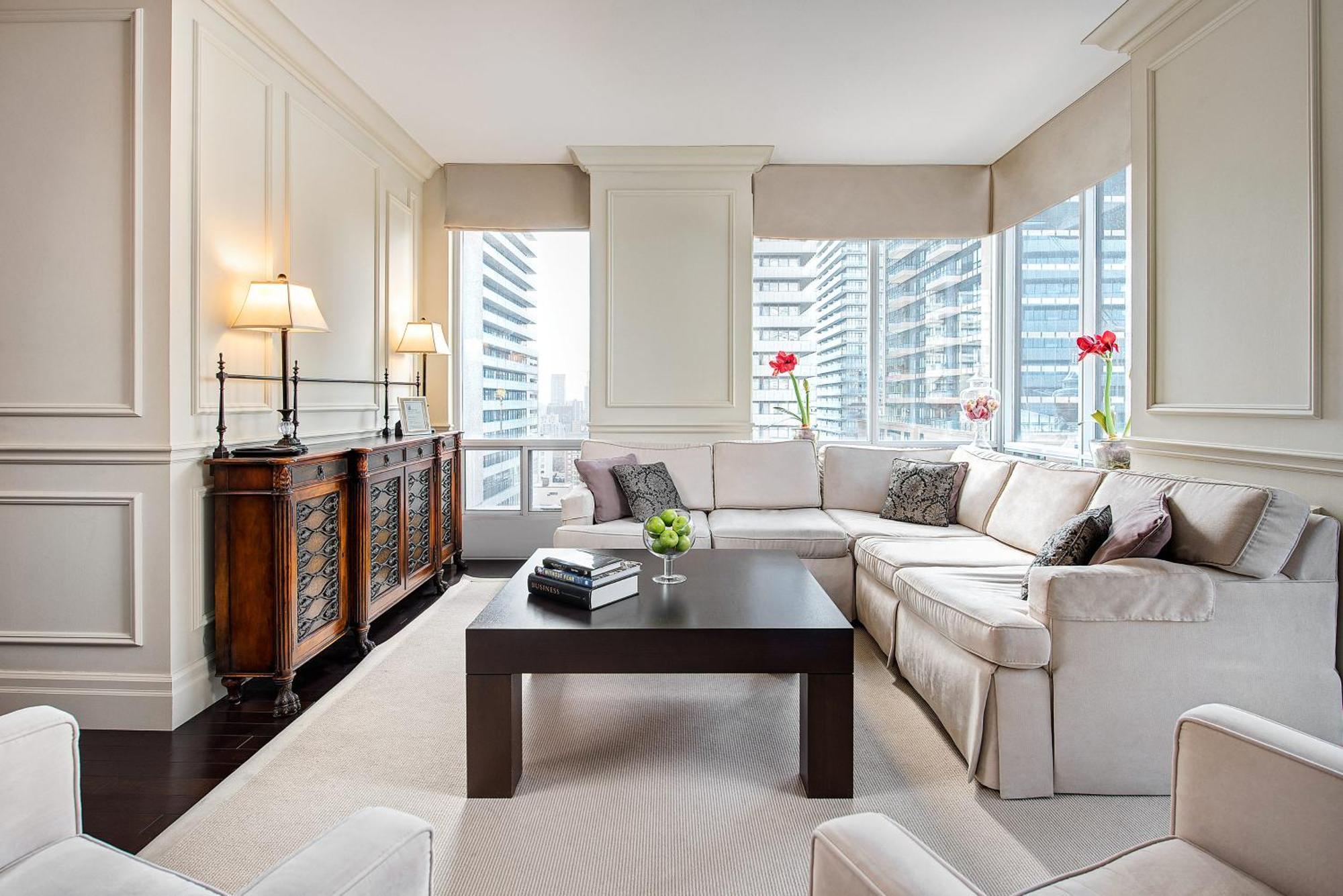 Sky Suites Yorkville Τορόντο Εξωτερικό φωτογραφία