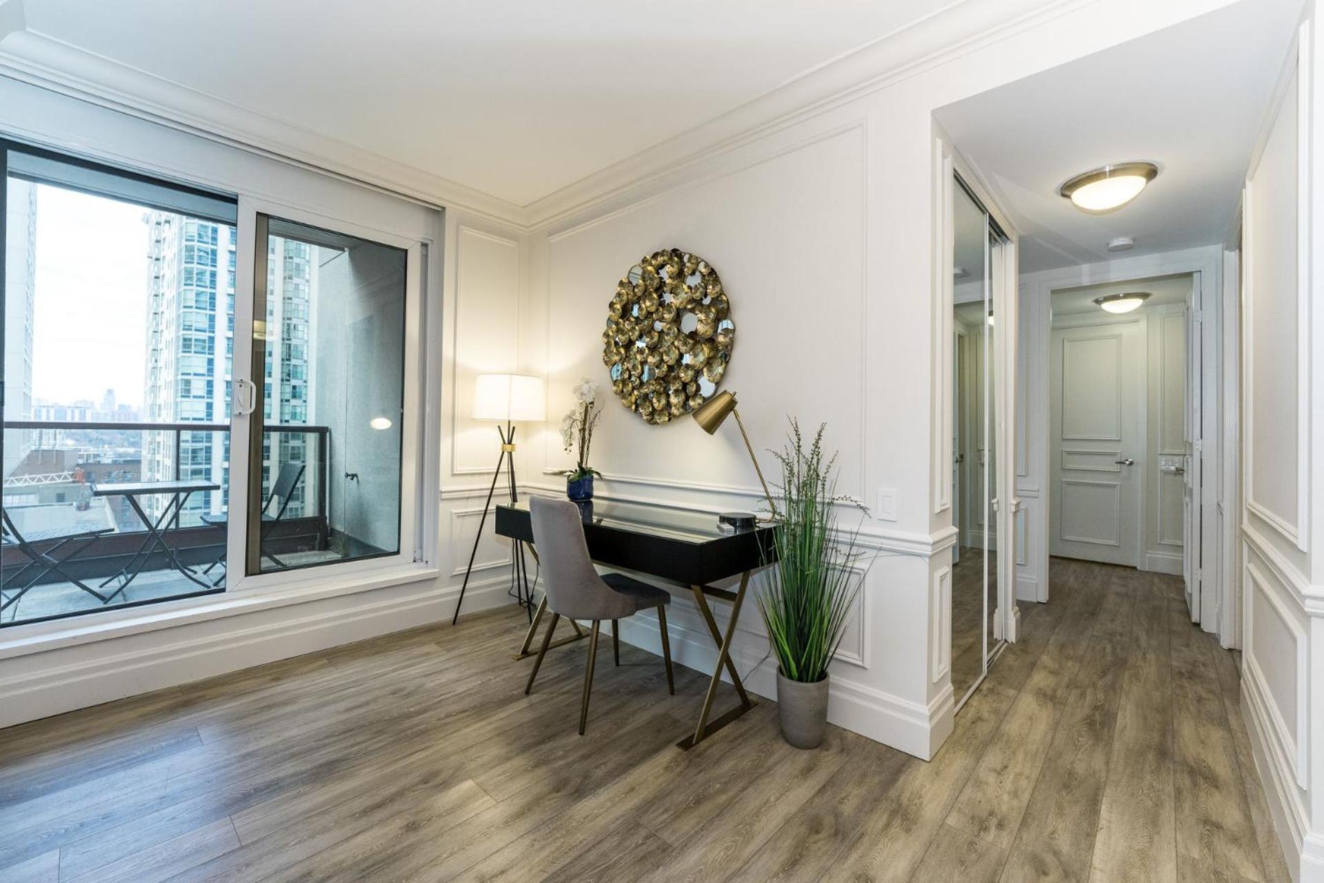 Sky Suites Yorkville Τορόντο Εξωτερικό φωτογραφία