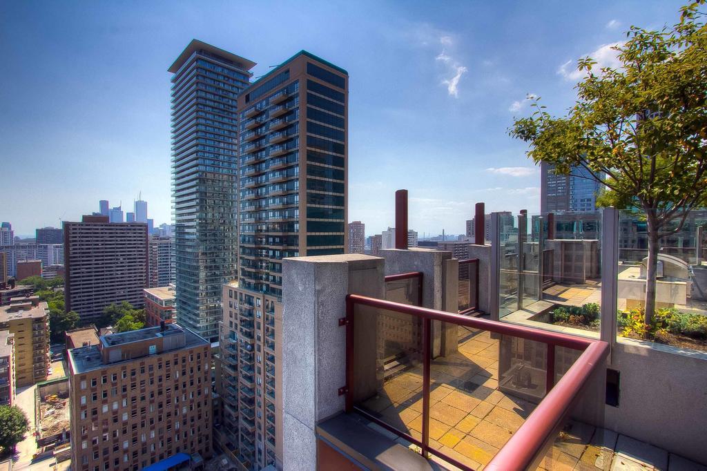 Sky Suites Yorkville Τορόντο Δωμάτιο φωτογραφία
