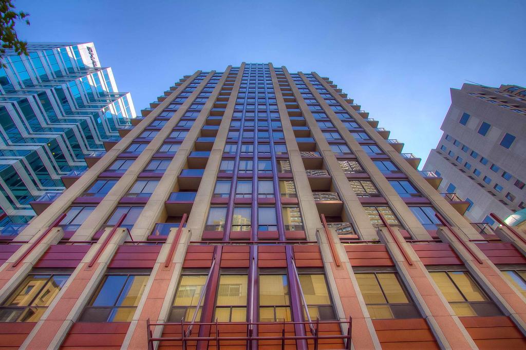 Sky Suites Yorkville Τορόντο Εξωτερικό φωτογραφία